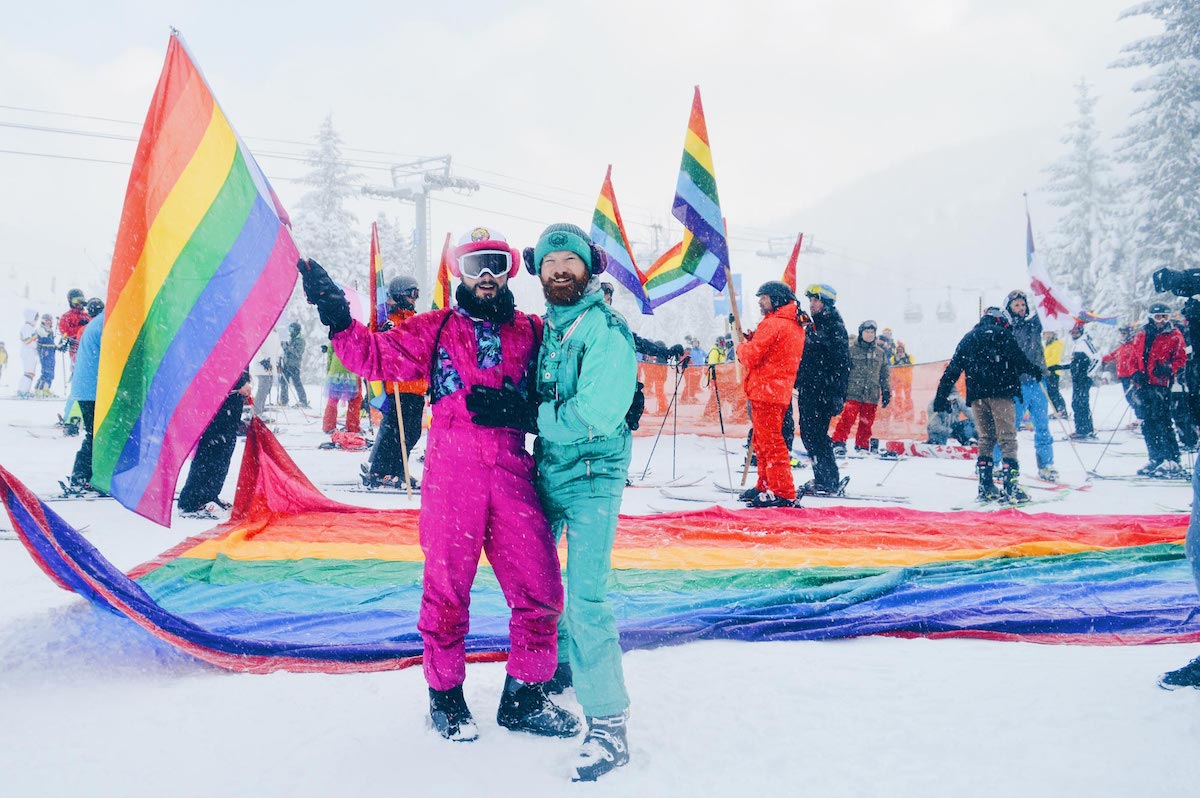 Guía de estaciones que ofrecen Semanas de Esquí Gay