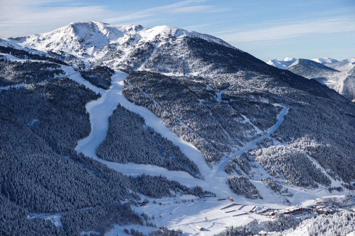 Avance precios con descuento Forfait de Temporada de Grandvalira. El 1 de octubre a la venta