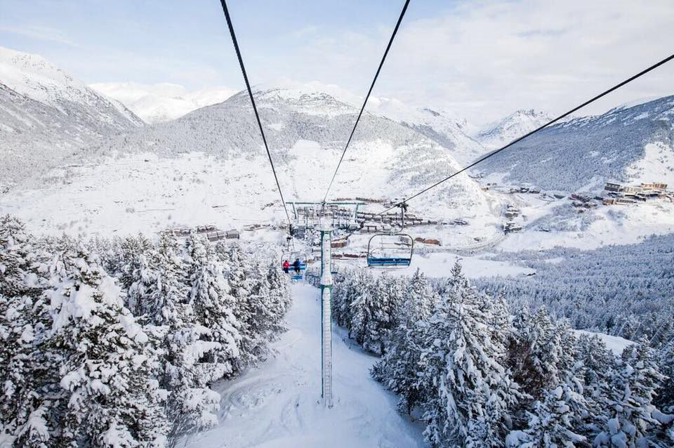 Grandvalira recibe 75 cm de nieve y prevé llegar a los 210 km esquiables