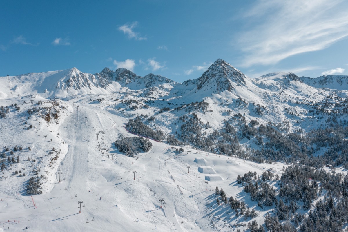 Oficial: Grandvalira y Ordino Arcalís inician la temporada el 2 de enero solo para residentes 