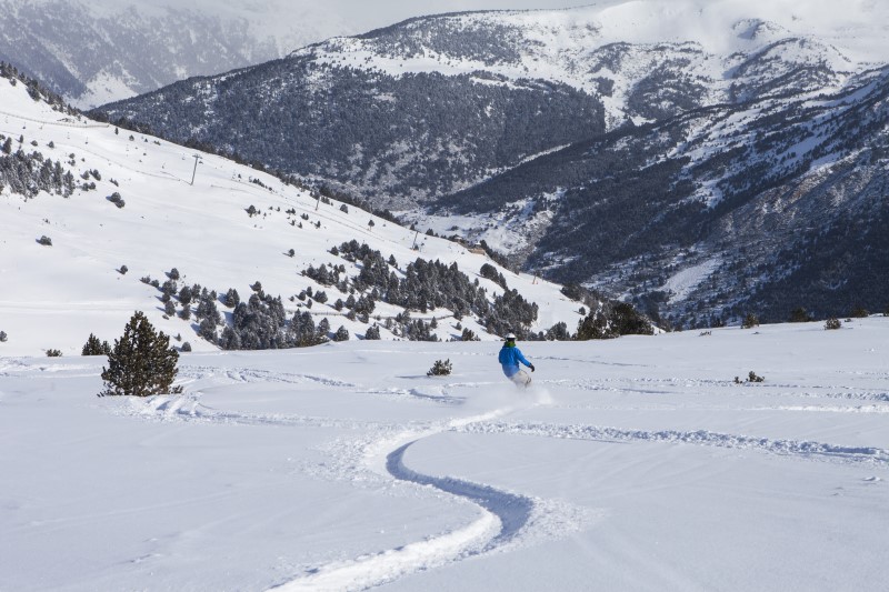 210 km de pistas abiertos y hasta 120 cm de nieve en Grandvalira este fin de semana