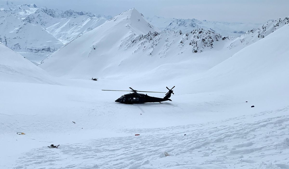 Cinco muertos en un accidente de heliesquí en Alaska con el hombre más rico de Chequia