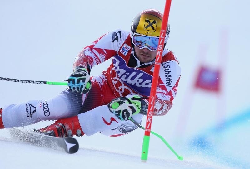 Marcel Hirscher arrasa en el gigante de Adelboden 