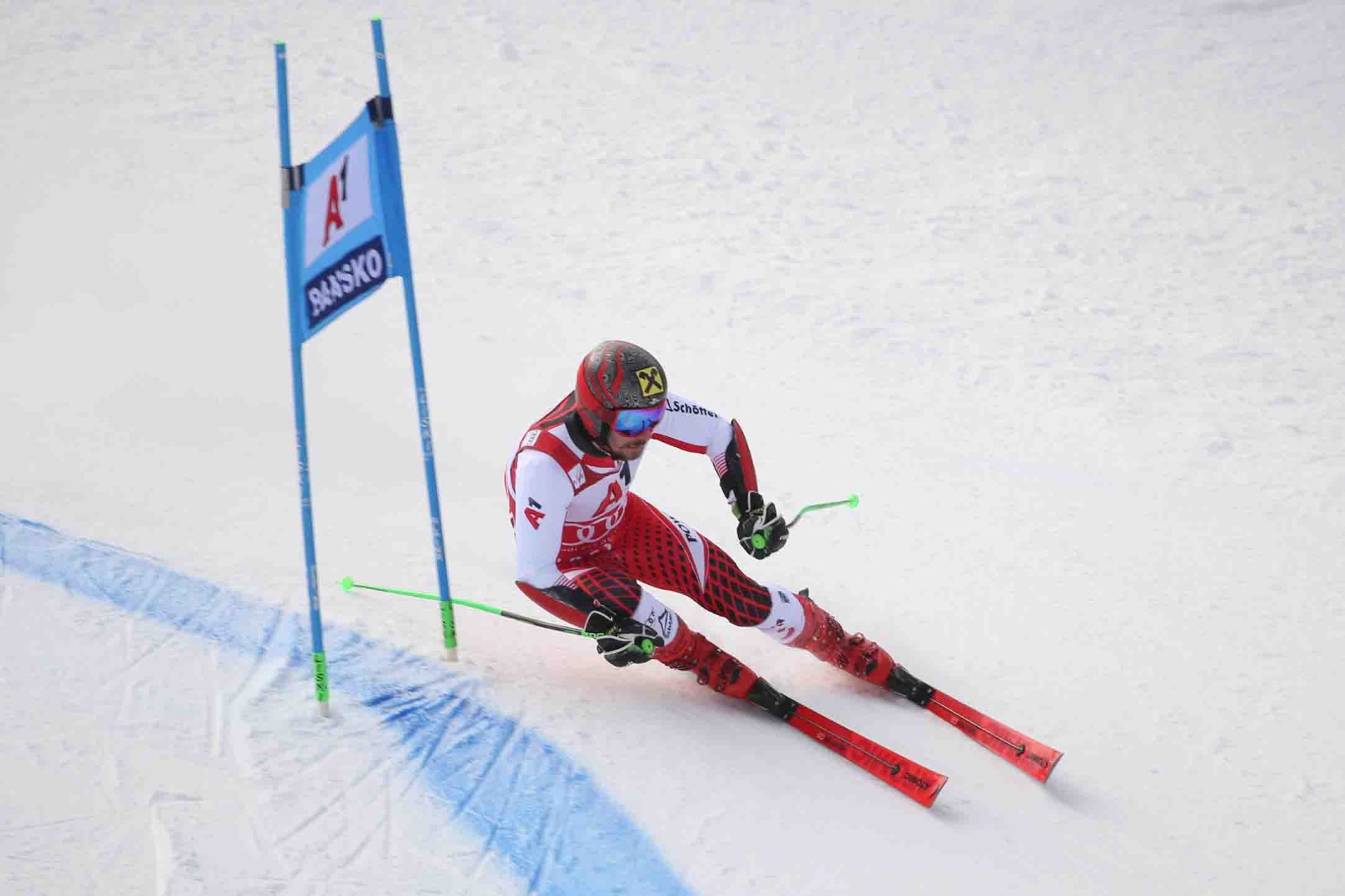 Hirscher sigue el camino de Stenmark al ganar el Globo de Cristal de gigante y sumar ya 19 títulos