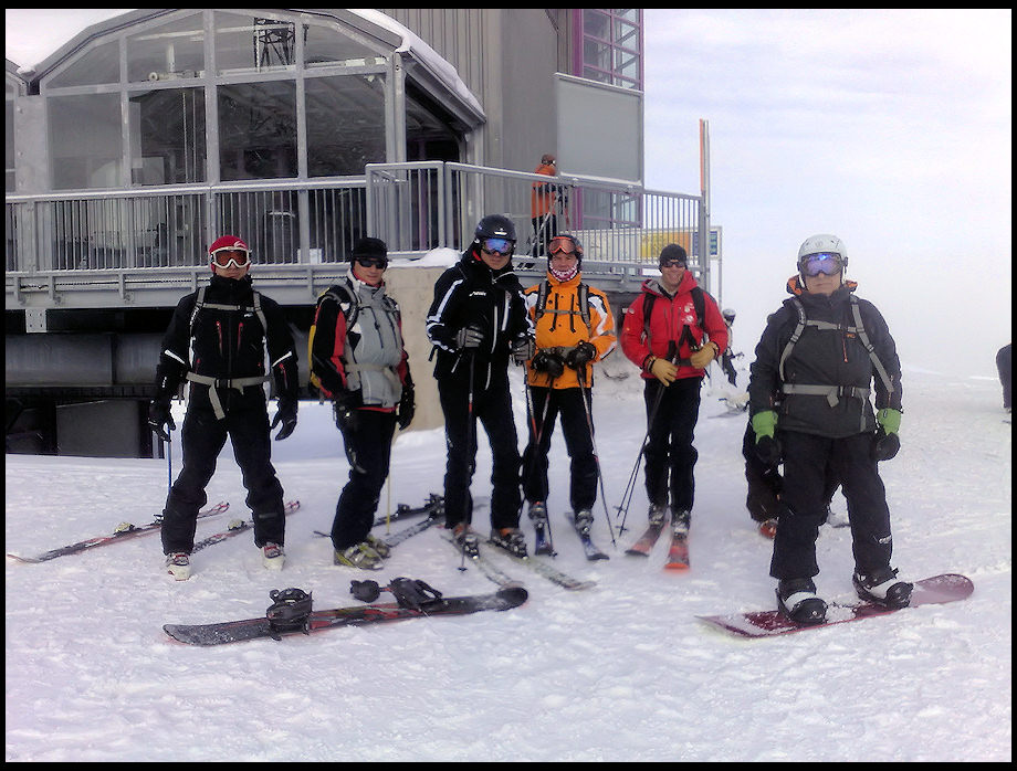 Grupo equipandose para el freride en Verbier