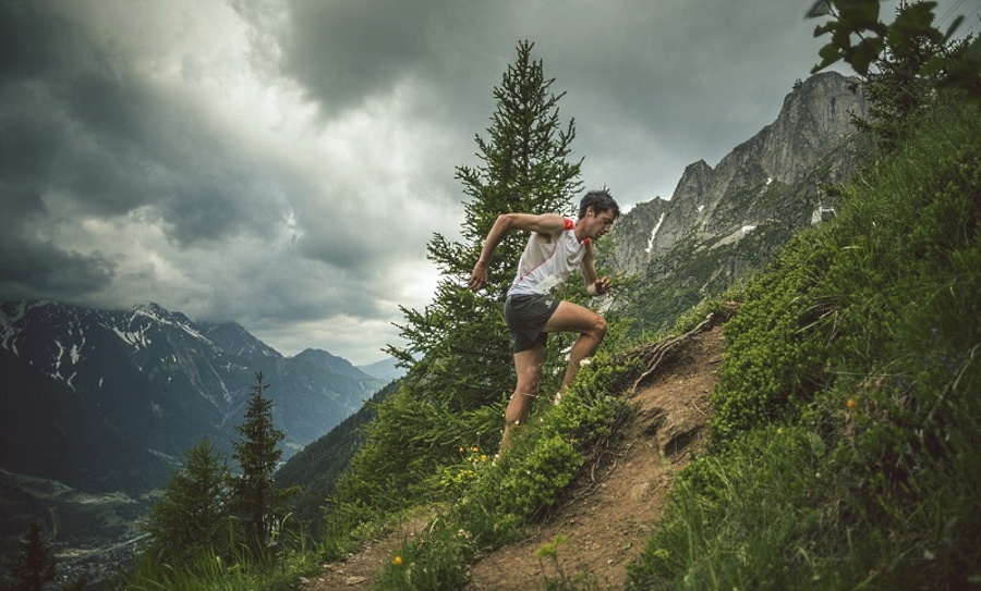 Kilian Jornet muestra en las redes sociales uno de sus entrenamientos de vértigo