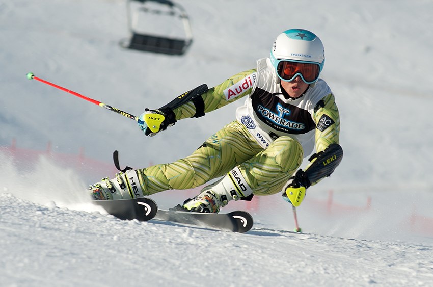 Los equipos de esquí alpino de la RFEDI, en el Memorial Albert Pardo en La Molina