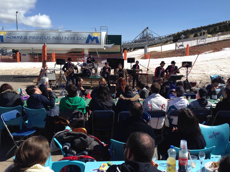 El SnowprideBCN se celebró con éxito en La Molina