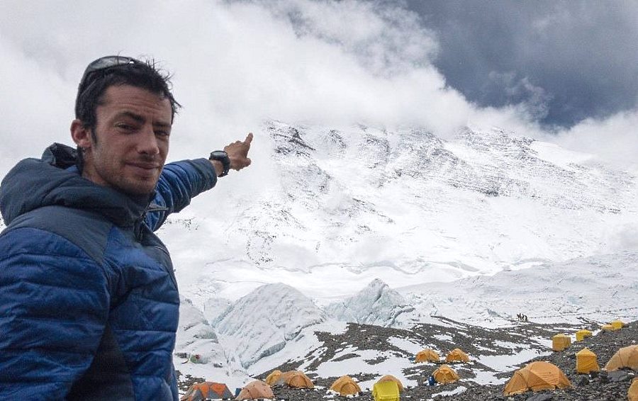 Se confirma oficialmente: Kilian Jornet hizo las dos cimas del Everest