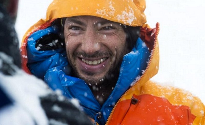 Vídeo de la simulación de la primera ascensión de Kilian Jornet al Everest