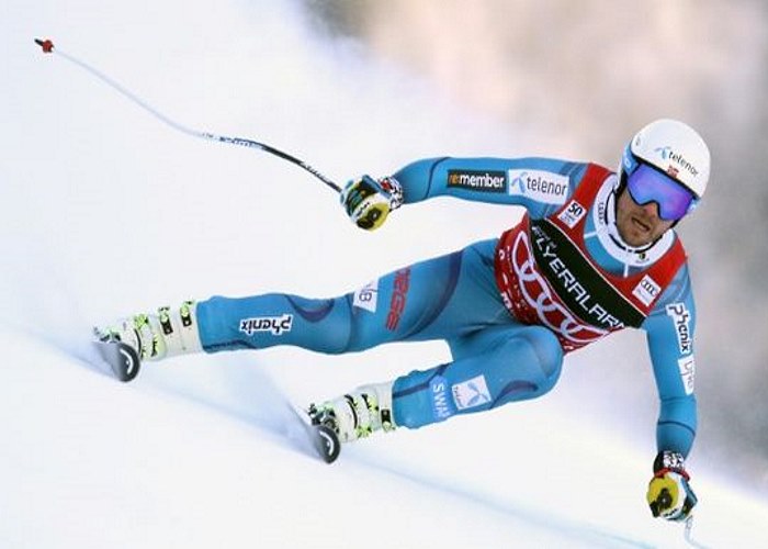 Un brillante Kjetil Jansrud, impone su ley en el Supergigante de Santa Caterina