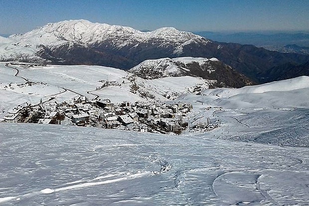 En la Parva la Temporada se presenta espectacular. Gran santiago al fondo dcha. Foto: La Parva