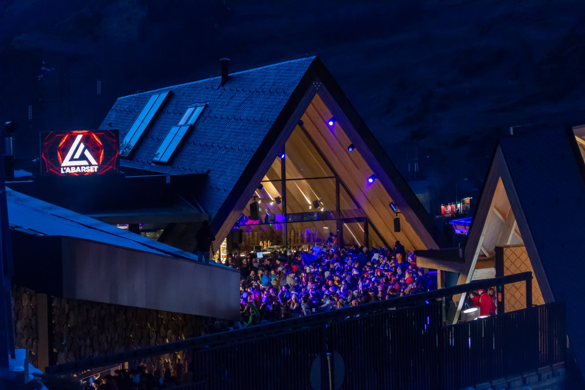 El regreso estelar de L'Abarset: Après-ski de alto calibre en Grandvalira