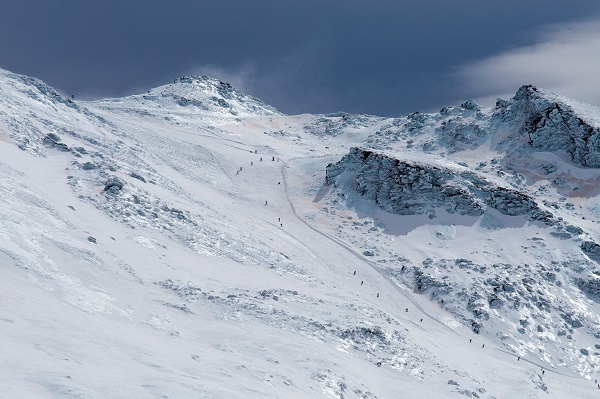 Por fin se esquía en la Laguna de las Yeguas en Sierra Nevada