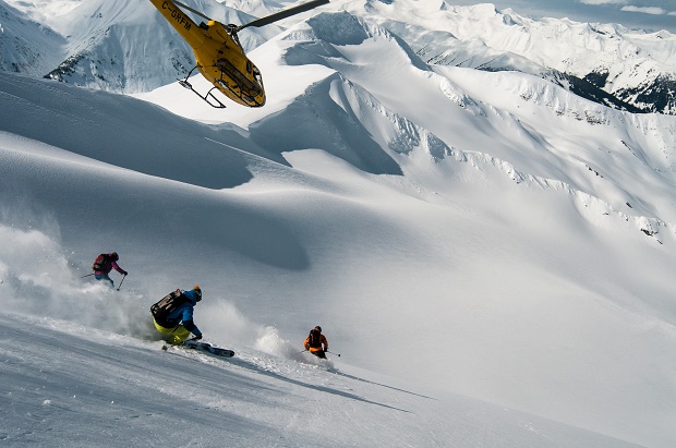 Last Frontier Heliskiing opera en más de 9500 kilómetros cuadrados del Canadá. Dave Silver Photo