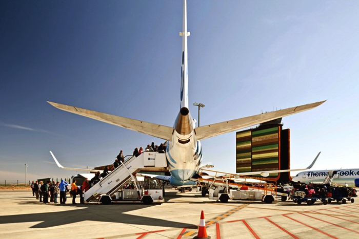 El aeropuerto de Lleida prevé recibir este invierno 20.000 esquiadores con destino Andorra