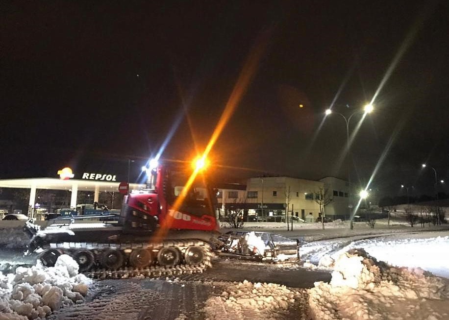 Madrid SnowZone colabora con el Ayuntamiento de Arroyomolinos en los trabajos de retirada de nieve