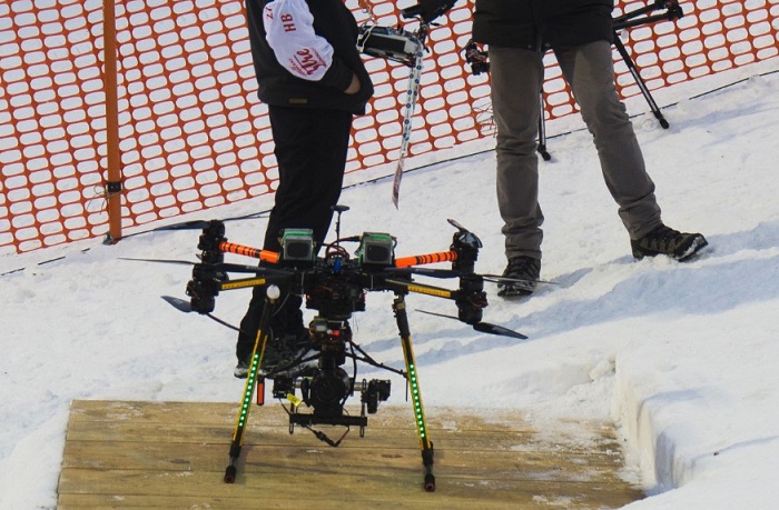 Drones antes de las carreras. Foto: Oliver Morin AFP