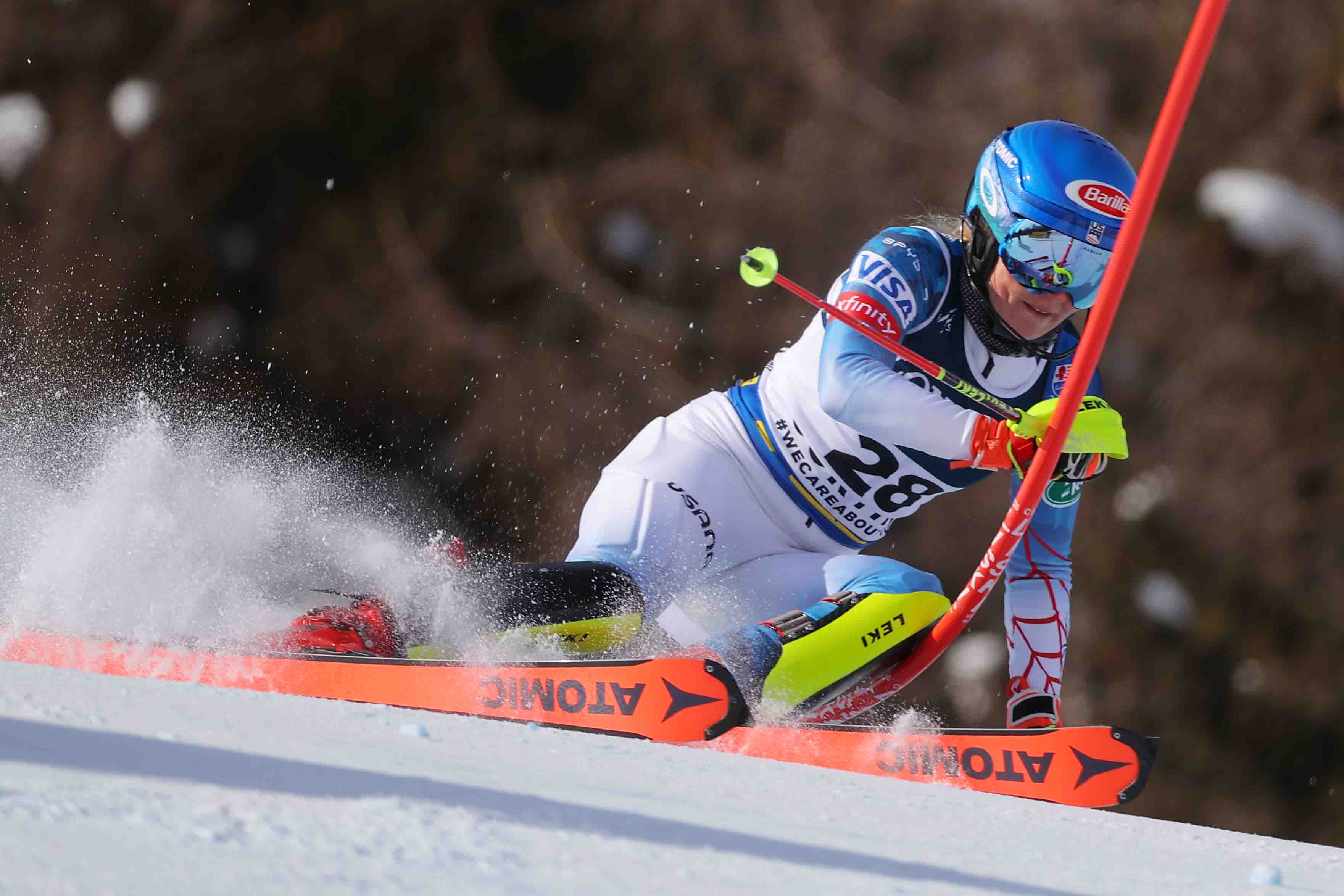 'Mika' Shiffrin consigue su primer oro en Cortina al vencer a Petra Vlhova en la Combinada