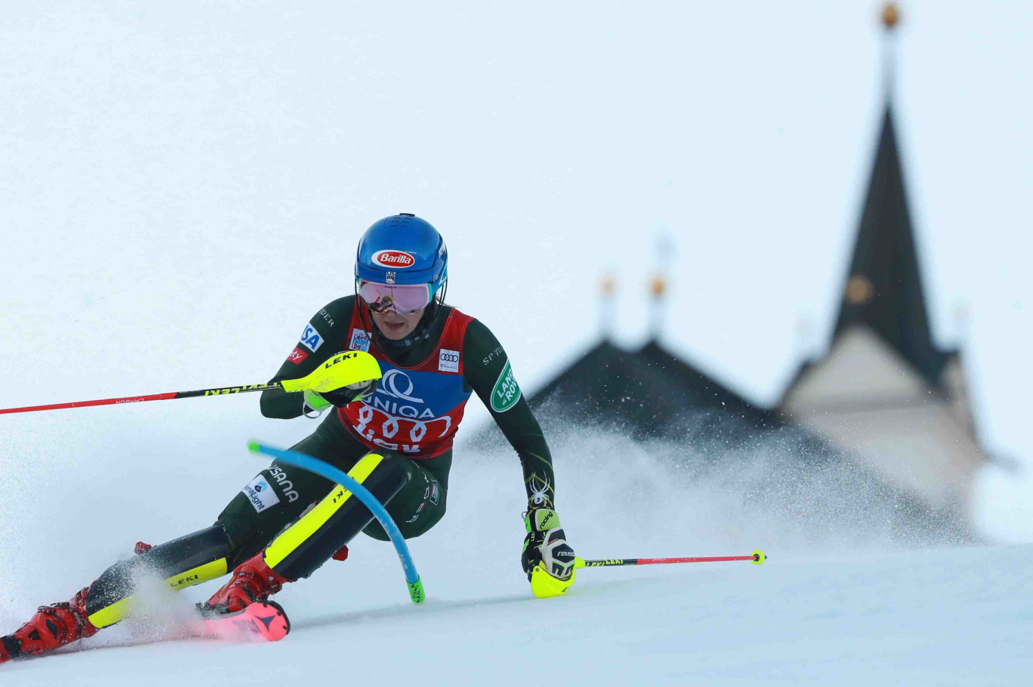 Shiffrin consigue el doblete en Lienz y Pinturault gana la combinada en Bormio