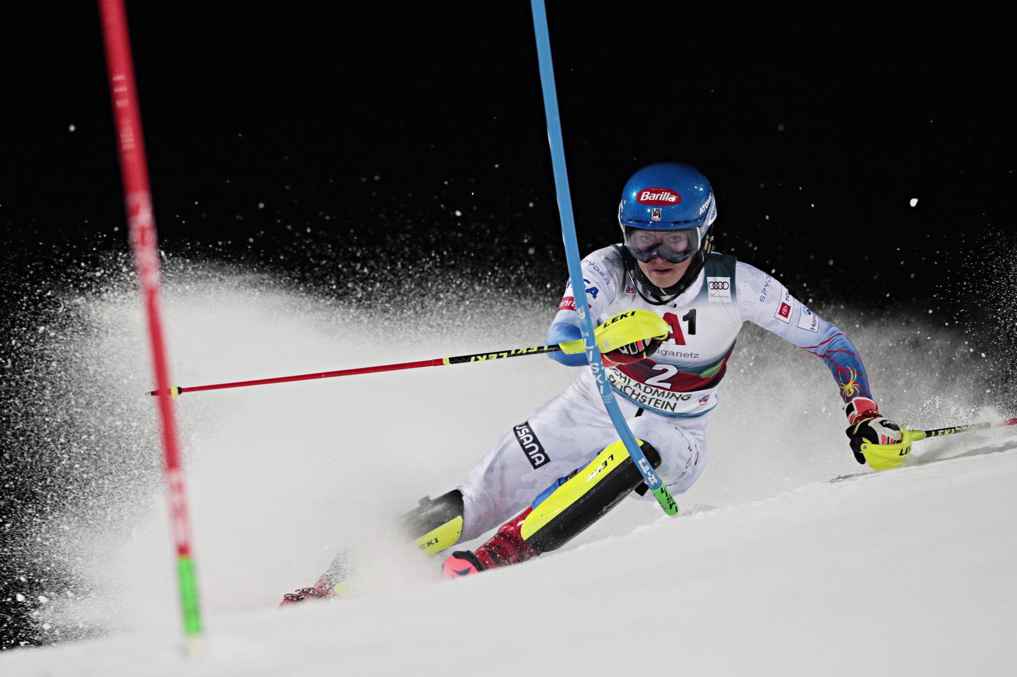 Shiffrin gana el slalom de Schladming y supera el récord del legendario Stenmark