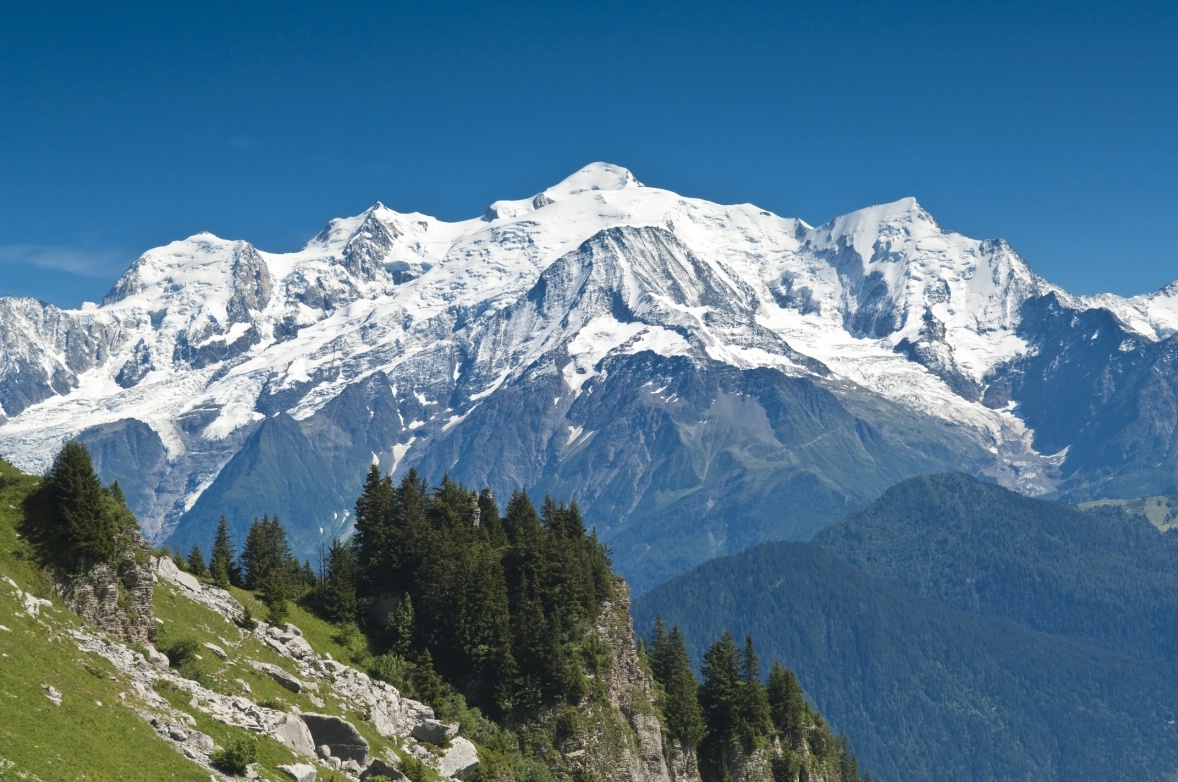 Las autoridades recomiendan no ascender al Mont-Blanc debido a las altas temperaturas