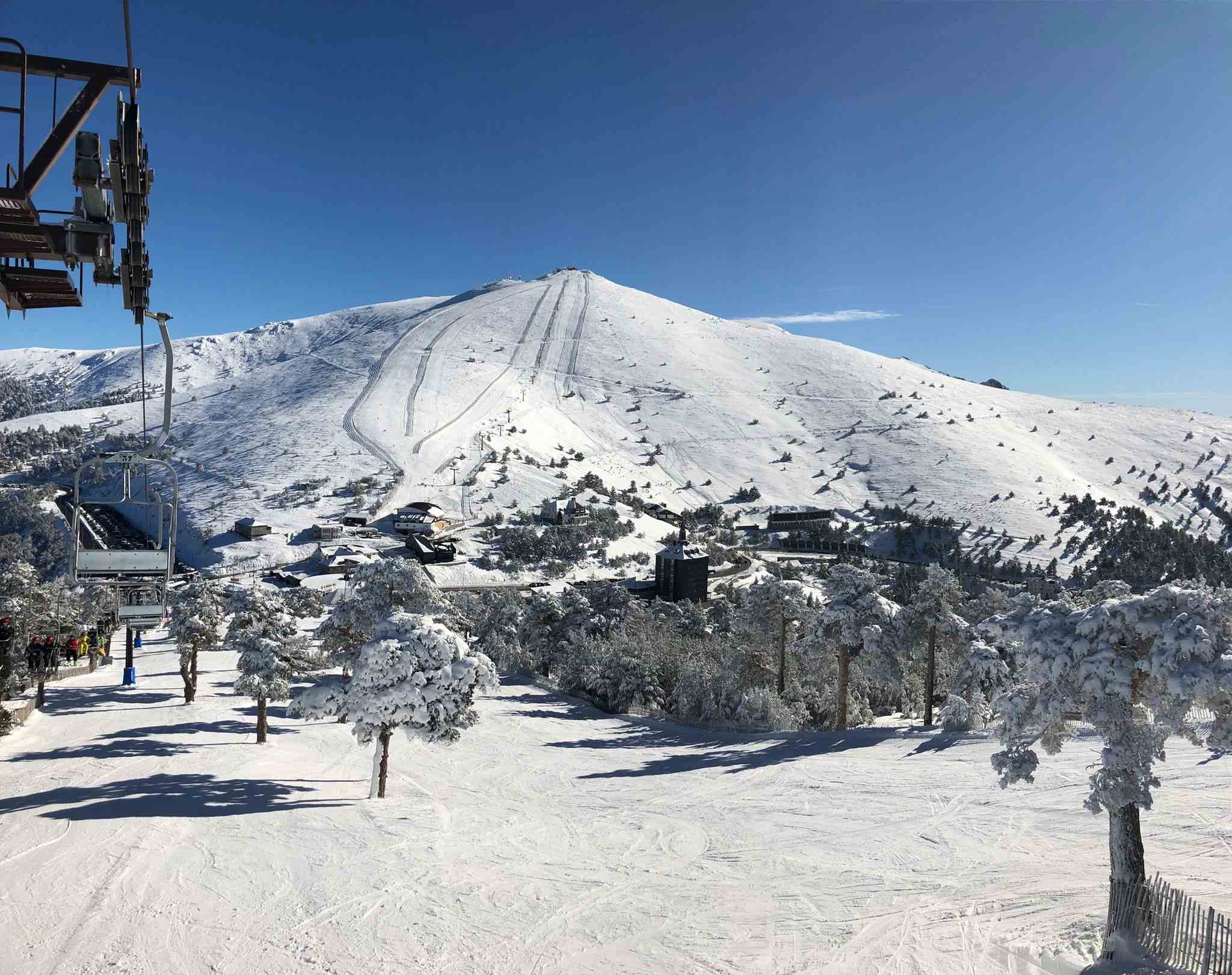 Navacerrada podrá producir nieve artificial y se acerca a abrir cuando se den las condiciones