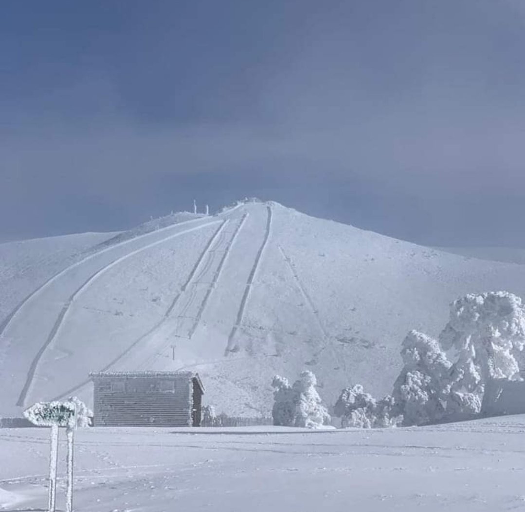 Madrid rebaja el alquiler del suelo público para mantener el esquí en Navacerrada