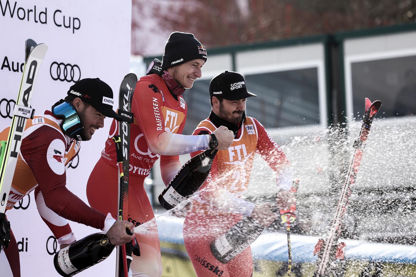 Odermatt amplía su liderato en la Copa del Mundo en el Super G de Bormio