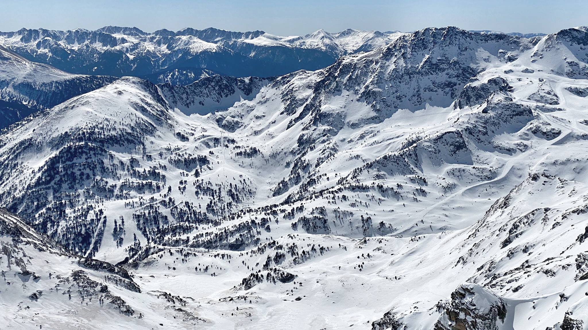 Grandvalira, Arcalís y Vallnord abiertas para todos los españoles: Estado de pistas y detalles