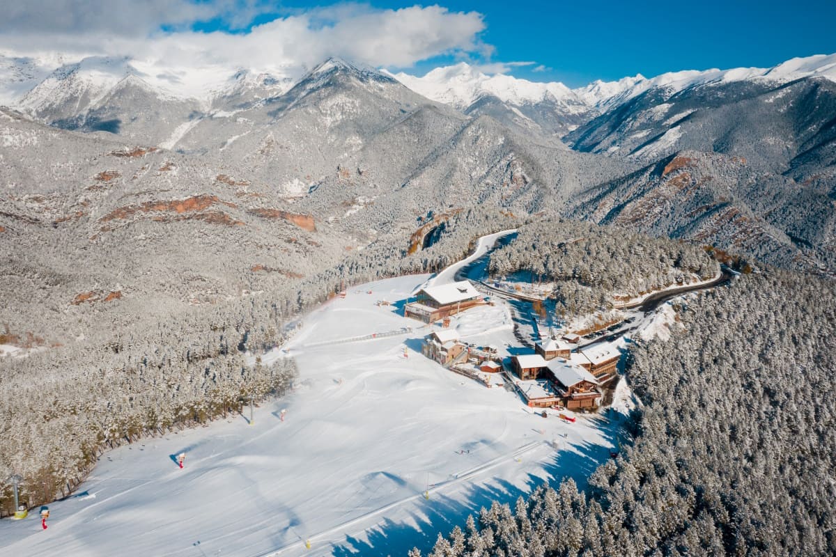 Pal Arinsal finaliza el invierno 2022-23 con una caída de la afluencia del 12 %