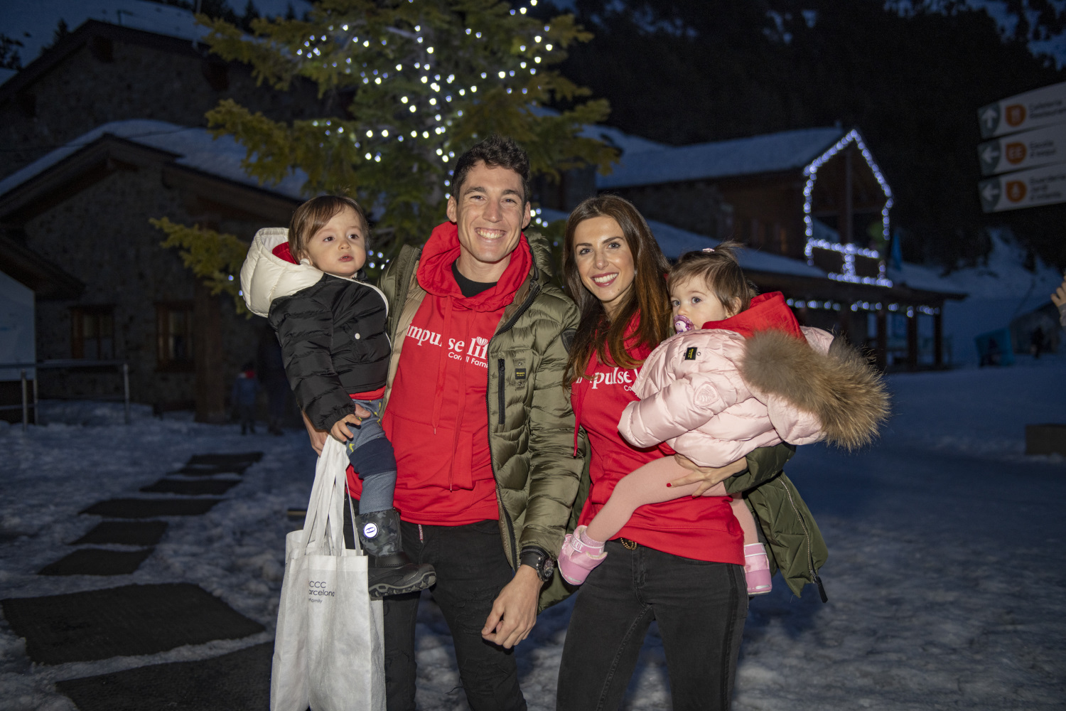 Los niños de CorAllFamily viven una tarde mágica en Grandvalira