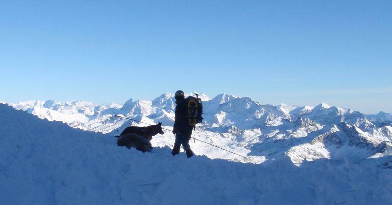 Fallece el esquiador de travesía sepultado por una avalancha en la estación de esquí de Candanchú