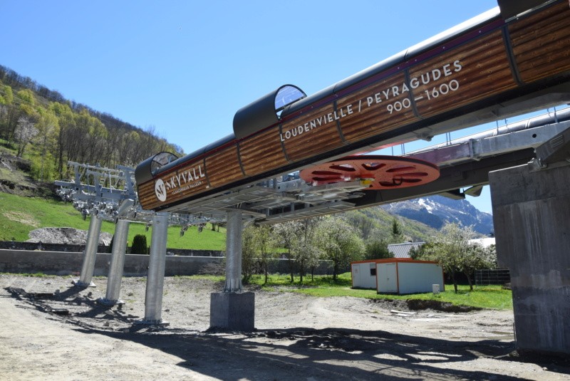 Peyragudes acelera las obras de instalación del nuevo telecabina Skyvall