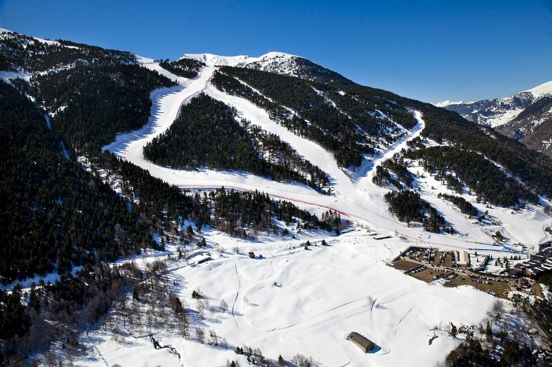 Siguen los preparativos de la Copa del Mundo en la pista Àliga de Grandvalira, 20 cámaras cubrirán el evento