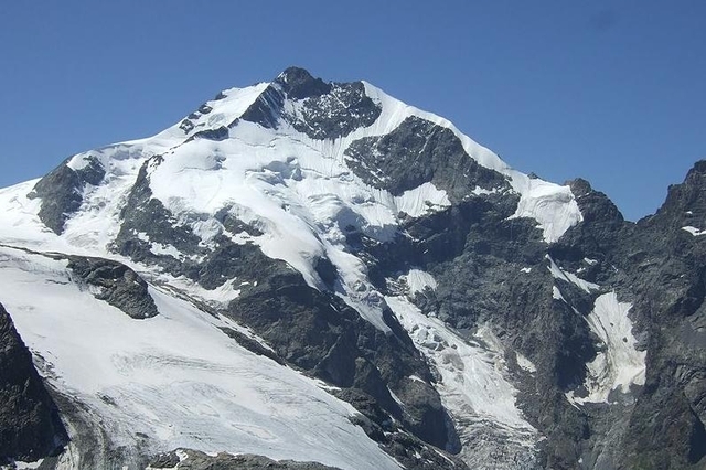 Dos alpinistas alemanes mueren en los Alpes suizos