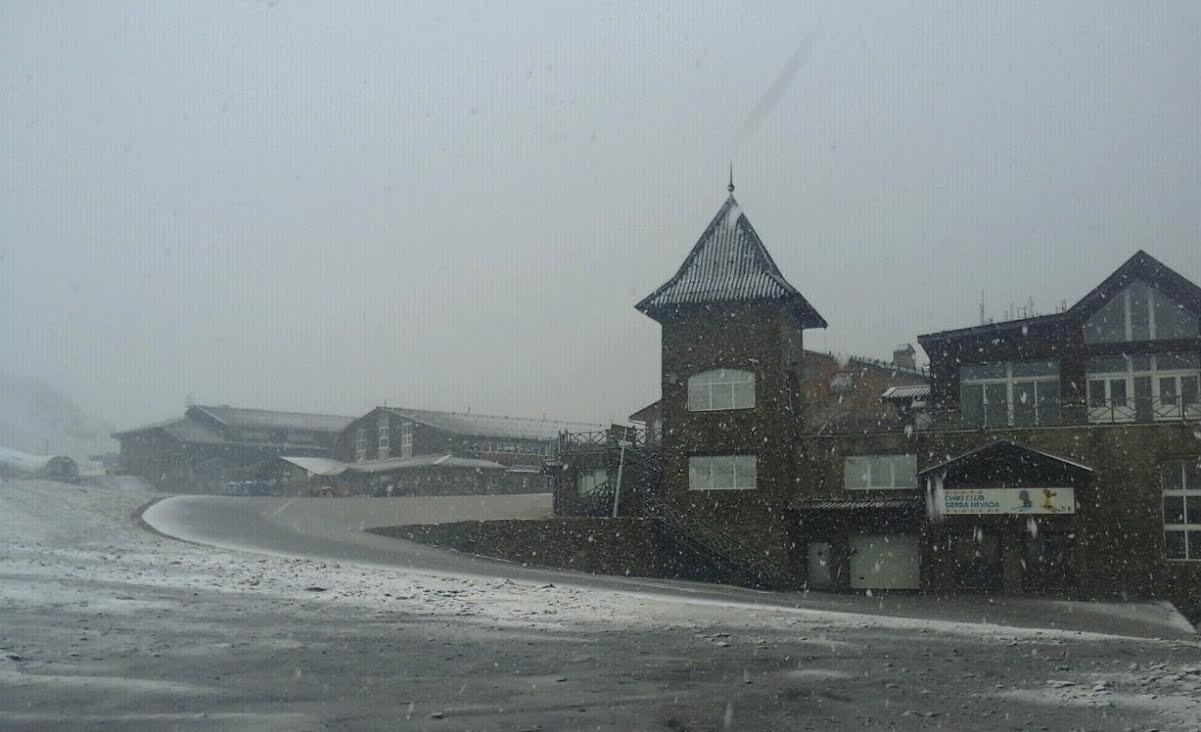 Imágenes de la primera nevada en Sierra Nevada