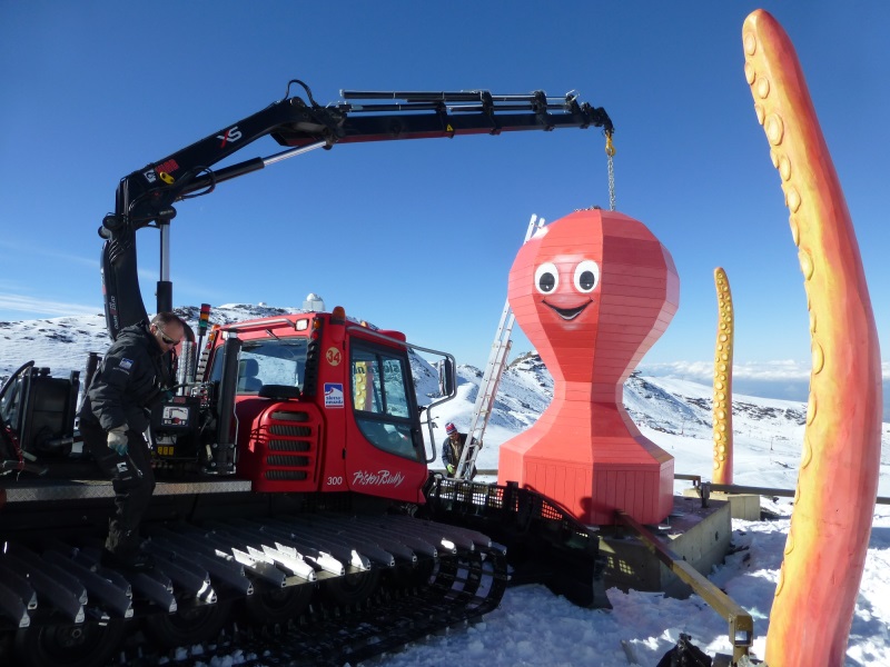 Sierra Nevada inicia la instalación de la Pista del Mar