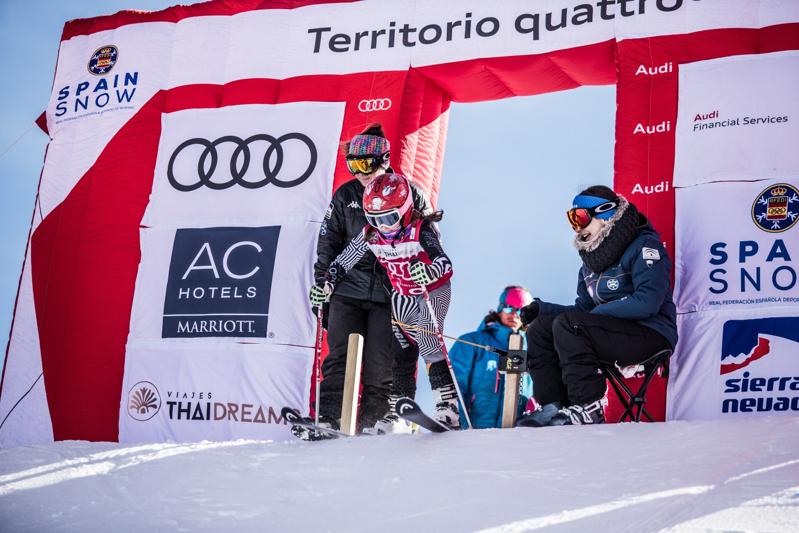 Los futuros campeones compiten en Sierra Nevada con el Descenso del Mar de Audi quattro Cup