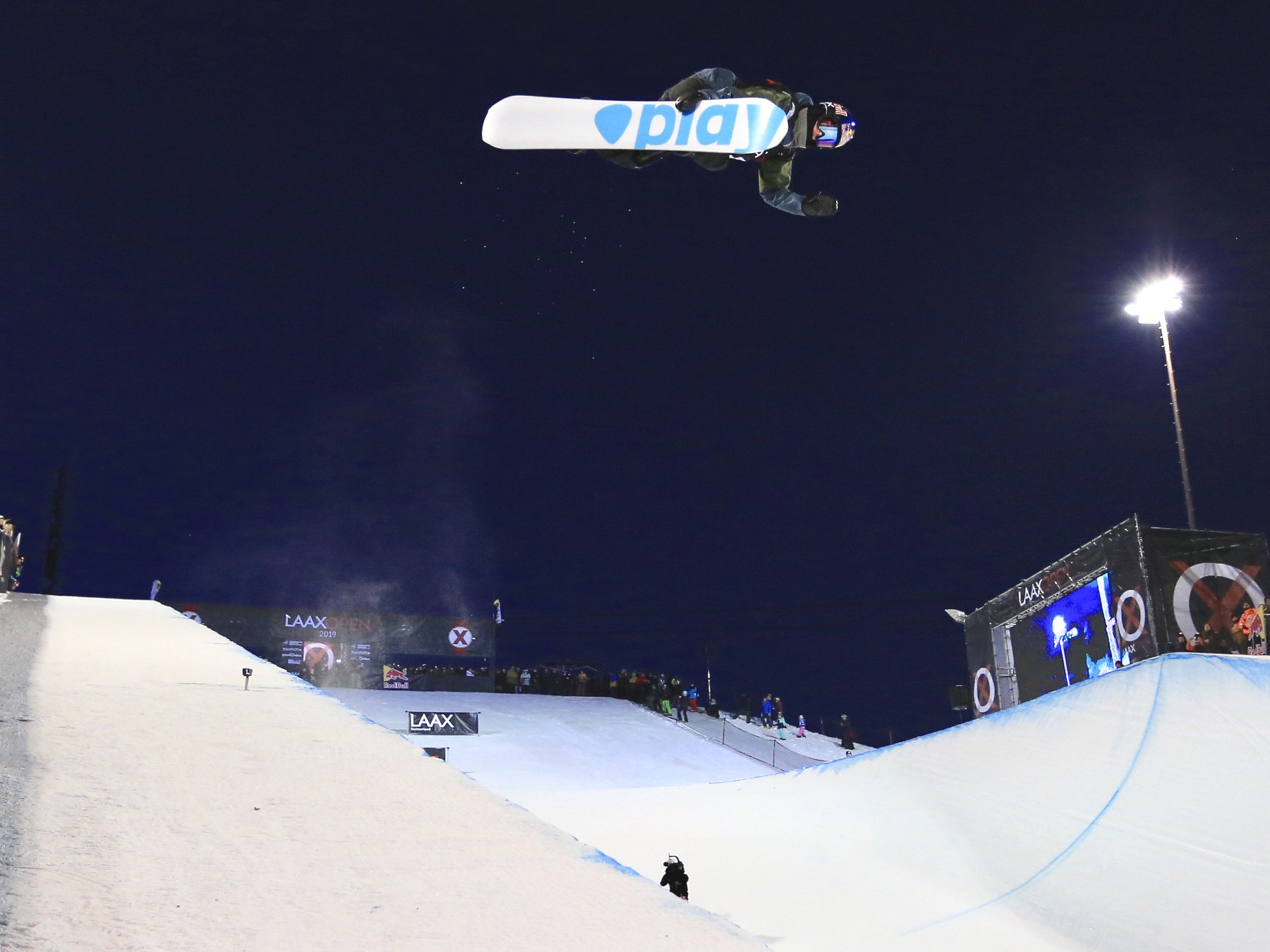 Victoria de Queralt Castellet en el halfpipe de Copa del Mundo FIS de Calgary