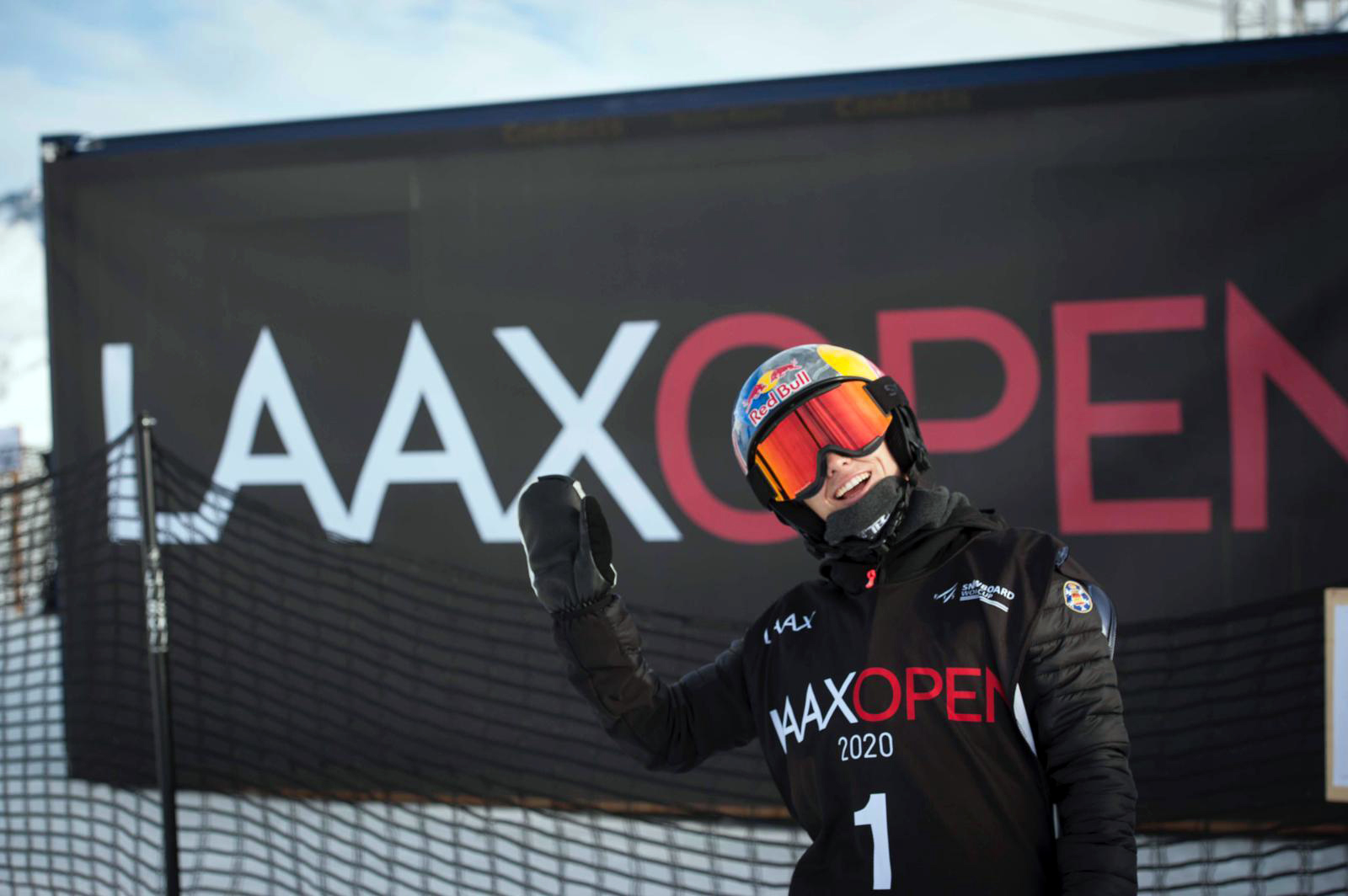 Queralt Castellet conquista el oro en el halfpipe de Laax