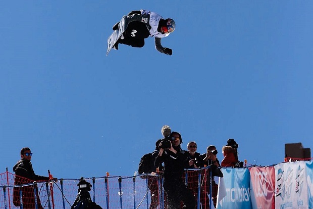 Queralt castellet en su participación en el Half-Pipe de Sierra Nevada. Crédito Imagen #SN2017