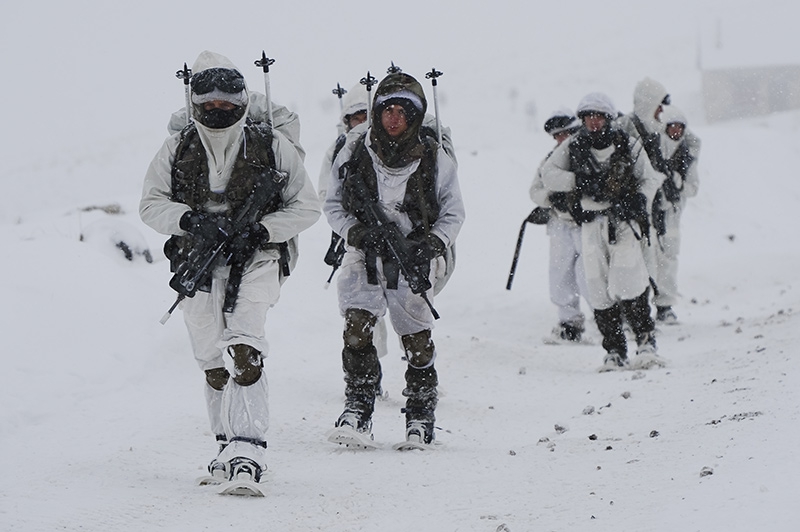 5 Soldados de la Legion Francesa mueren sepultados por una avalancha en los Alpes