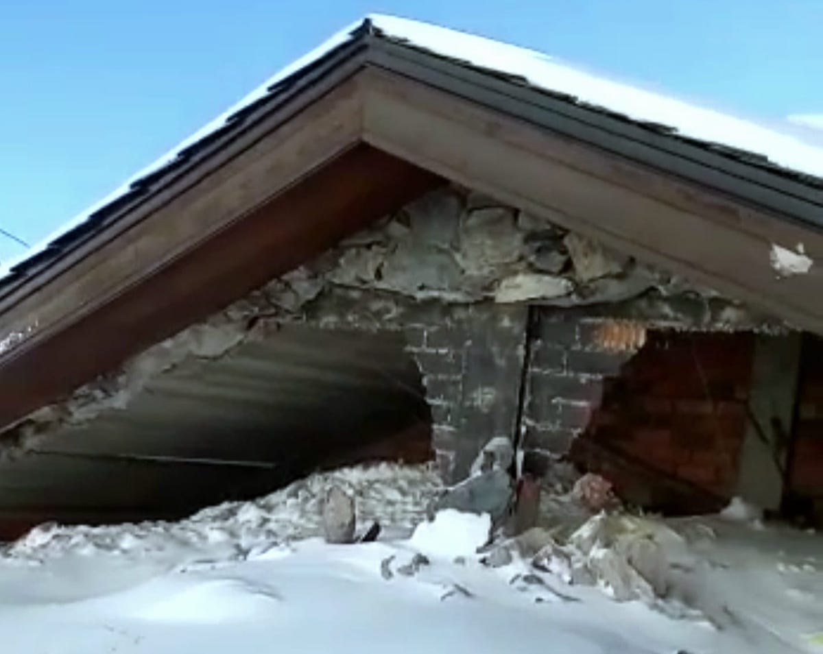 Una avalancha destroza el restaurante de la Coma de Arcalís