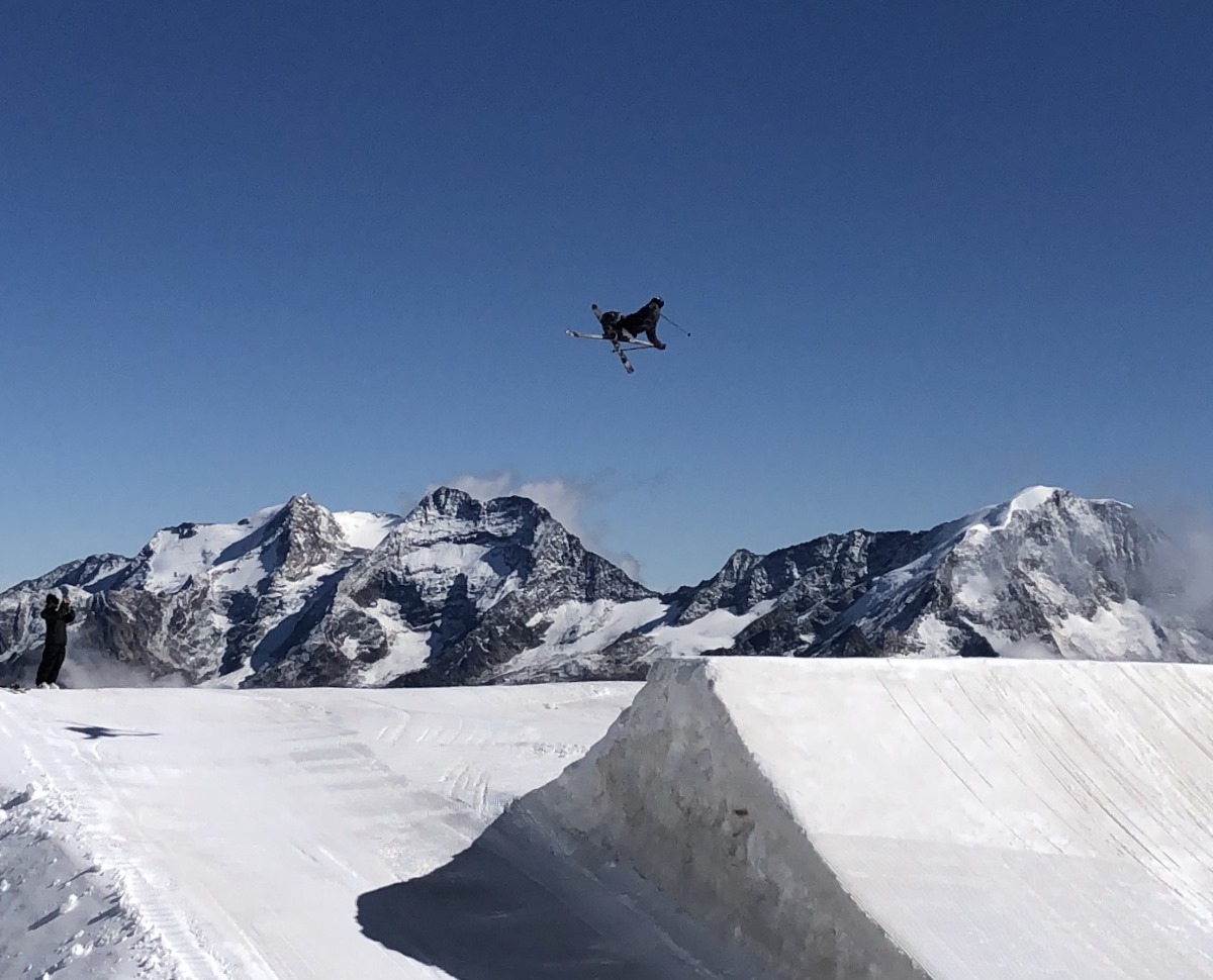 Javi Lliso y Thibault Magnin a por todas en la primera cita Copa del Mundo de Freeski en Stubai 