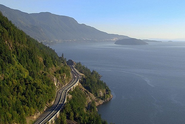 Sea To Sky, el célebre corredor que transcurre por la Columbia Británica desde el mar a las montañas del Canadá 