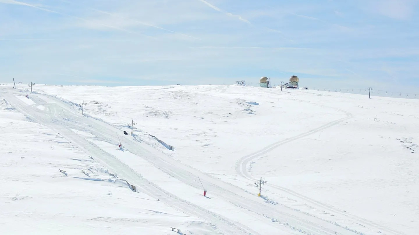 El mundo al revés: la única estación de esquí de Portugal tiene más nieve que muchas de Austria