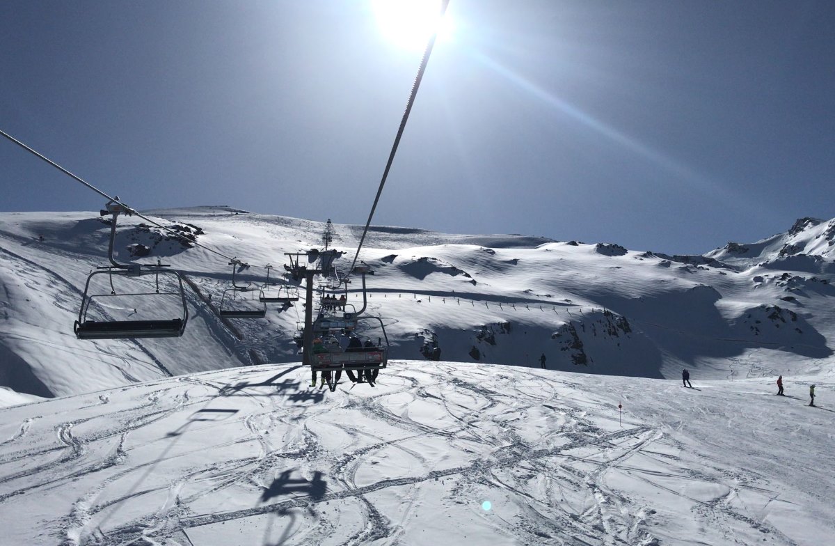 Las fotos después de la nevada en Sierra Nevada. Los espesores llega a los 200 cm de nieve