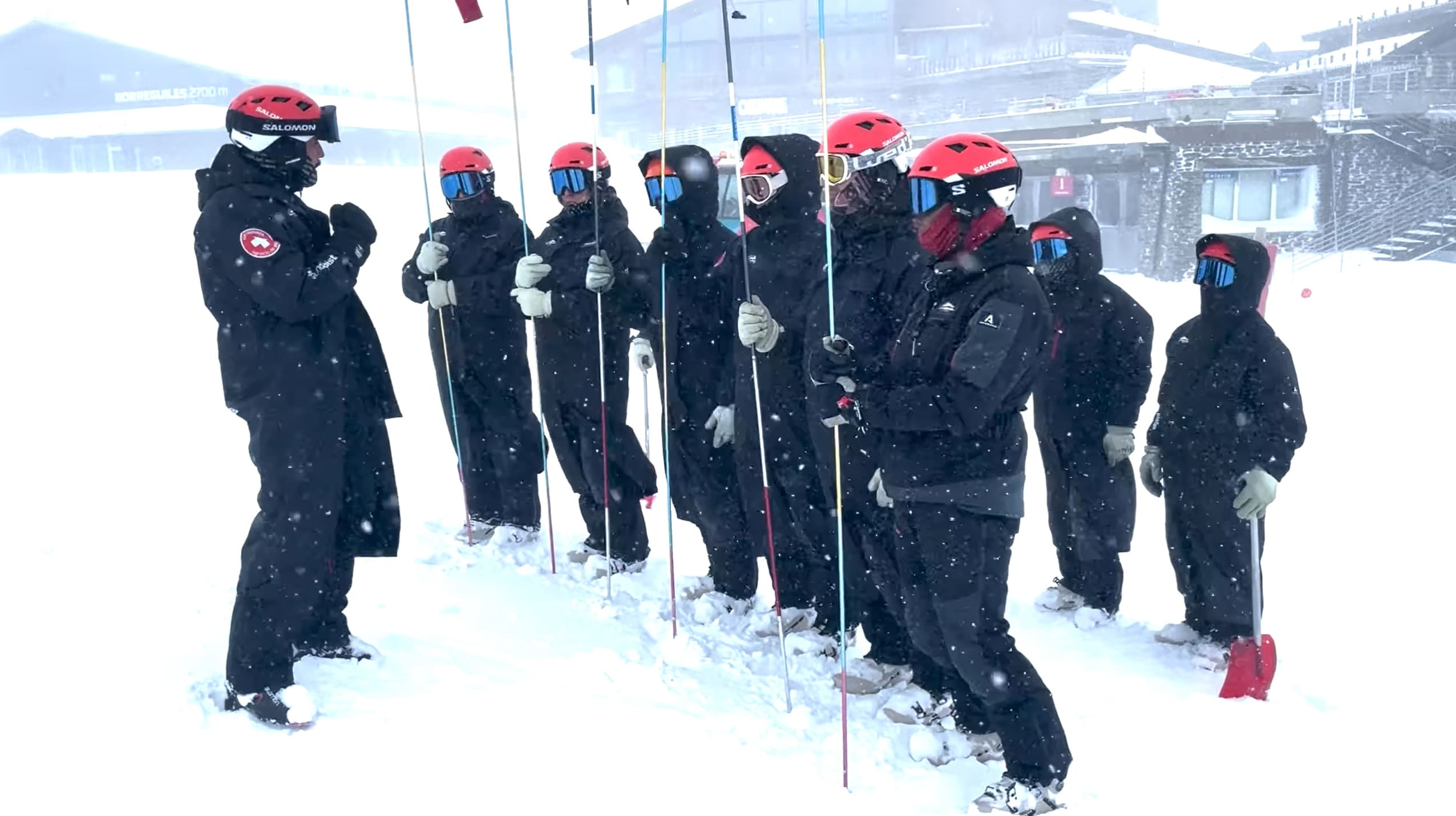 Debido a las nevadas, Sierra Nevada entra en alerta por "riesgo extremo de avalancha"