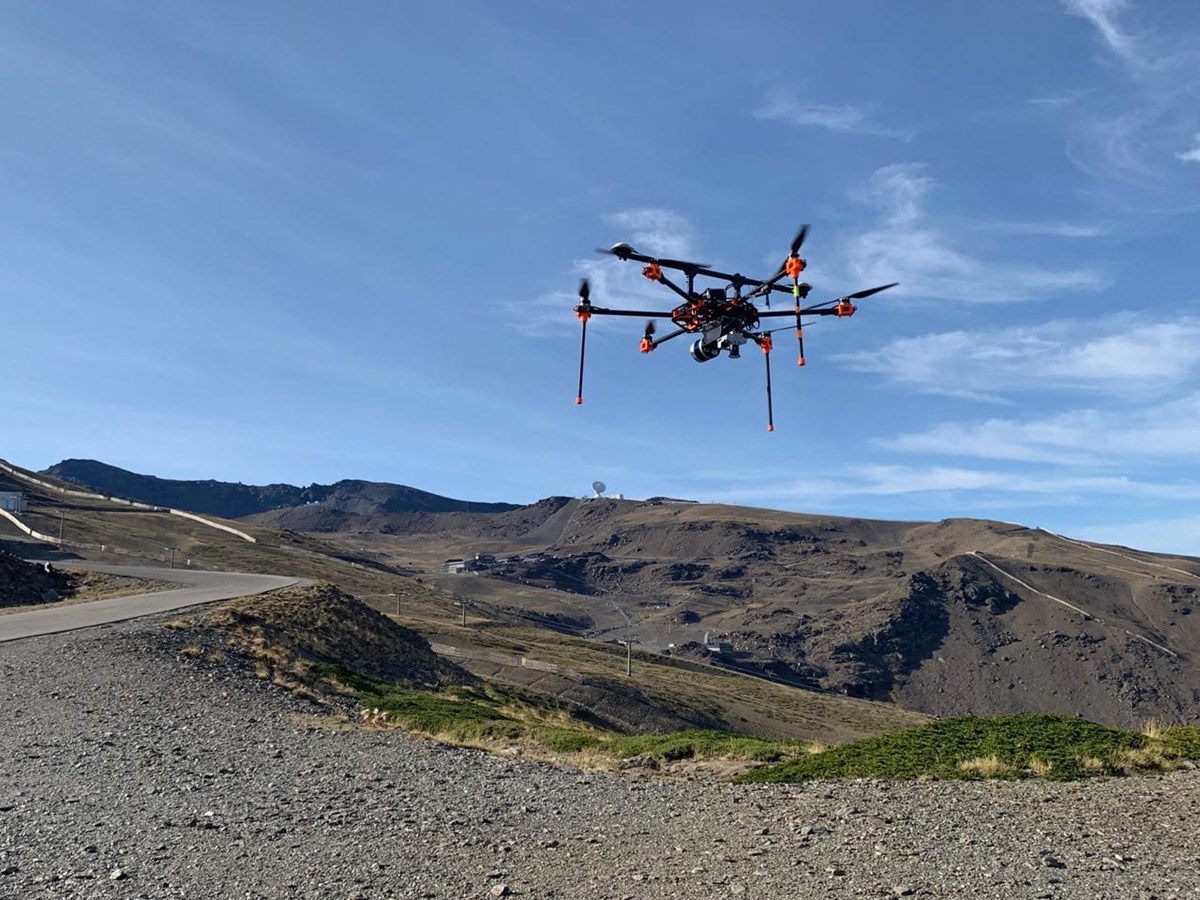 Sierra Nevada cartografía desde el aire las pistas para mejorar la producción y el pisado de la nieve